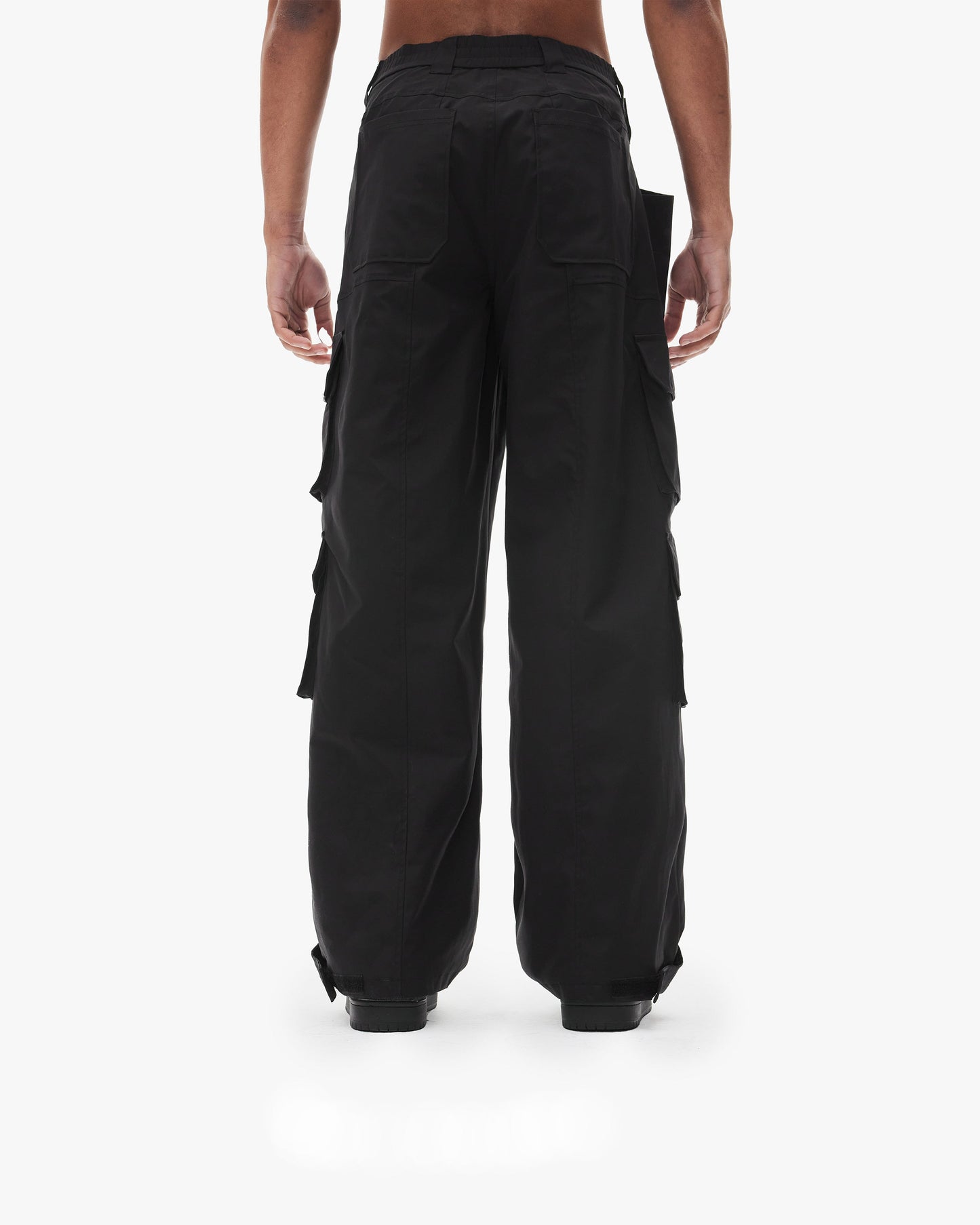 TRAIL CARGO BLACK
