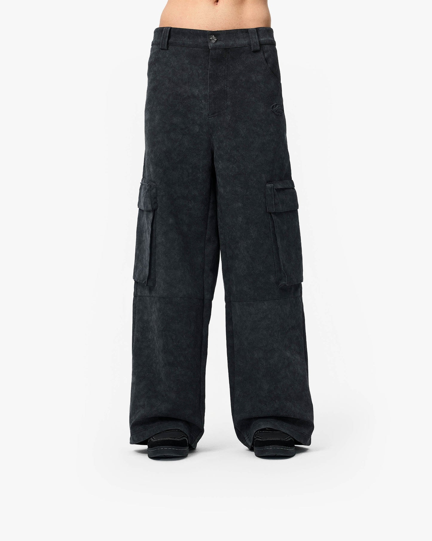 SCRIPT LOGO LEATHER PANTS TAR BLACK