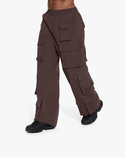ONYX CARGO BROWN