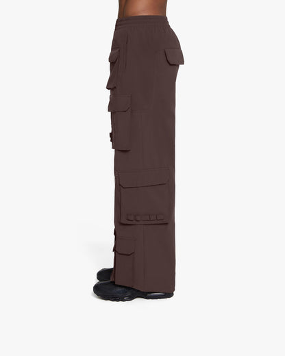 ONYX CARGO BROWN