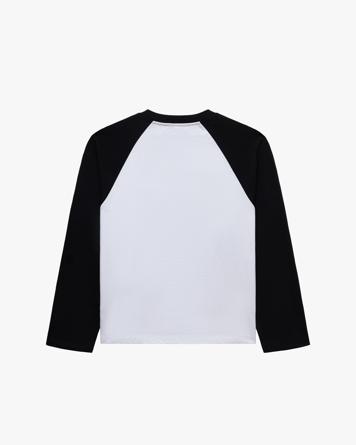 INTERNATIONAL LONGSLEEVE BLACK/WHITE